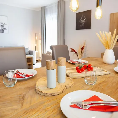 Bergzeit Family Wellness 아파트 *